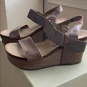 OTBT Platform Wedge Sandals